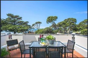 Lonnie Beach View Apartment, Point Lonsdale